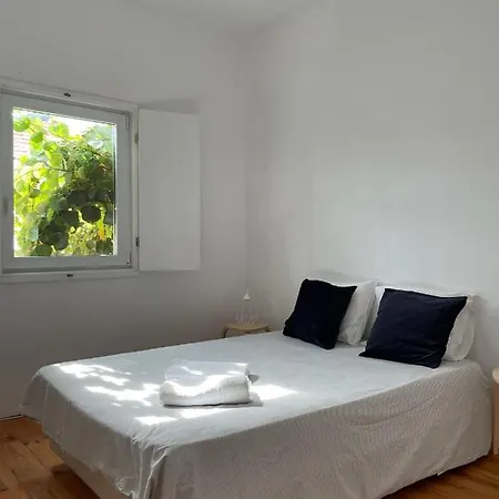 Casa Do Cristo Rei Ii * Almada